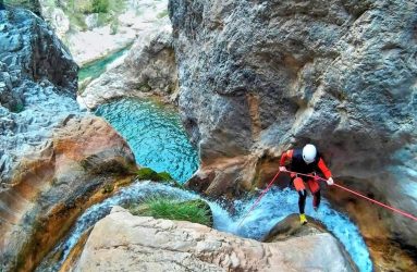 Los mejores descensos de barranco en Río Verde